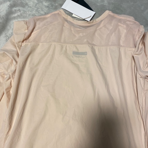 Active  People top - Picture 5 of 7